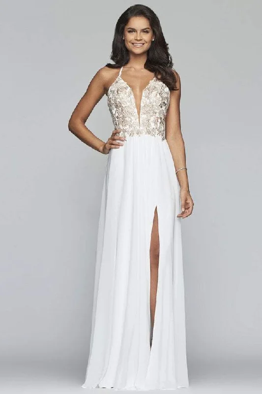 Faviana - 10201SC Appliqued Plunging Bodice Chiffon Dress