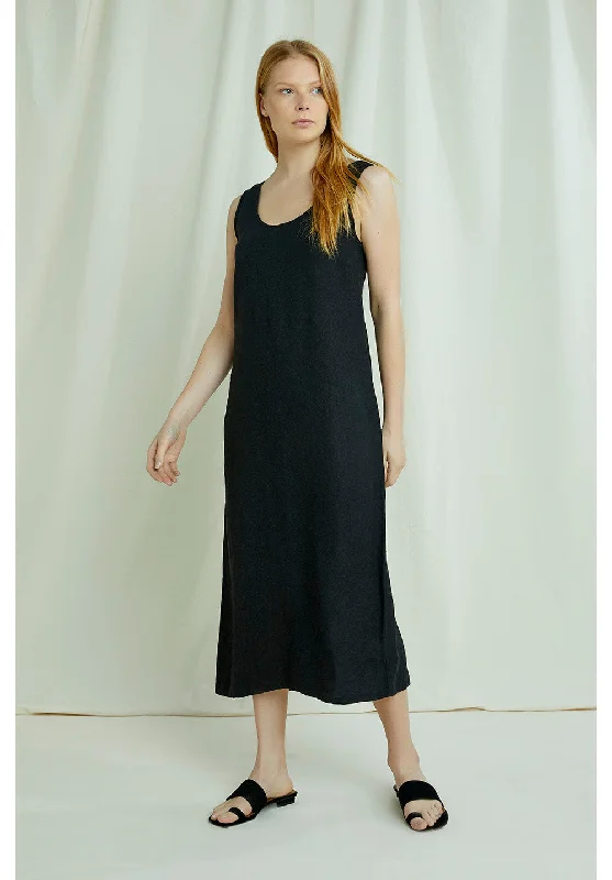 Linen Dress in Black