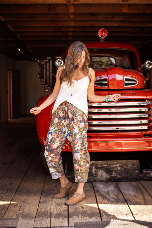 Love Language Linen Floral Cropped Pants