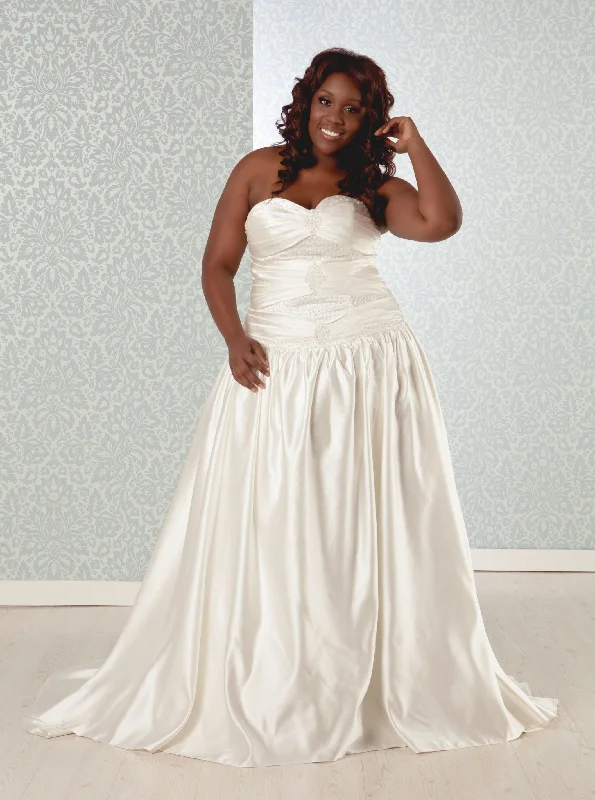 Other Real Size Bride | PLUS SIZE | Charlotte